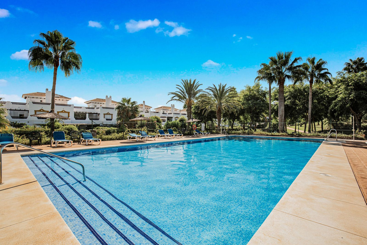 Appartement te koop in Estepona | 2 slaapkamers H5464768