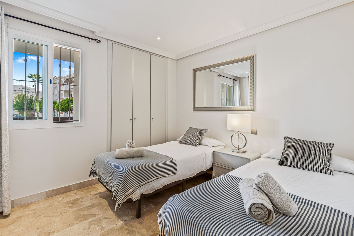 Appartement te koop in Estepona | 2 slaapkamers H5464768