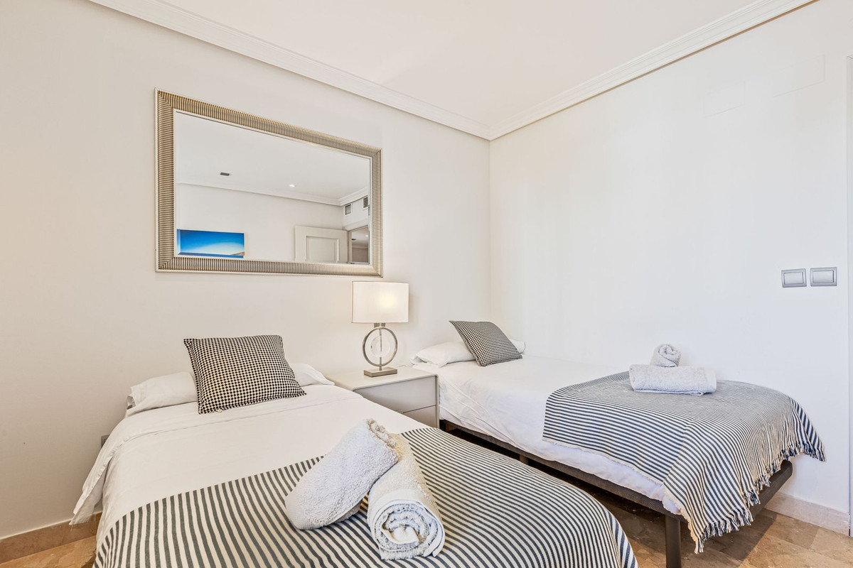 Appartement te koop in Estepona | 2 slaapkamers H5464768