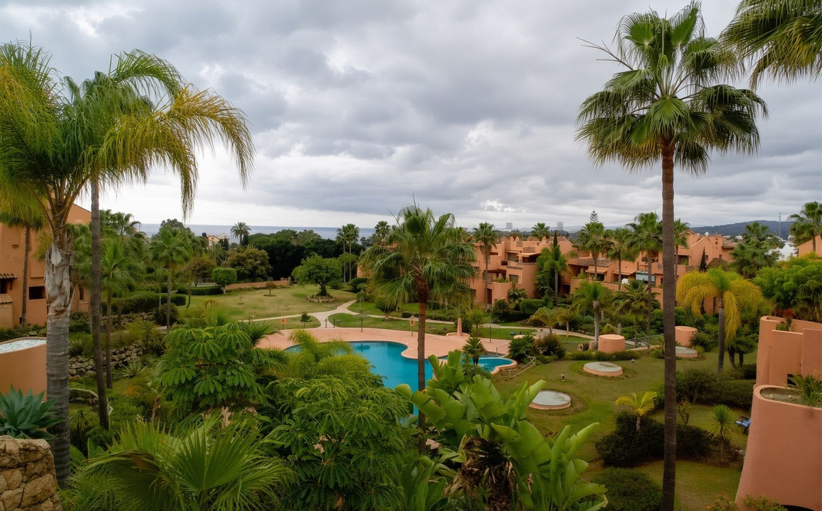 Appartement te koop in Estepona | 2 slaapkamers H5464858