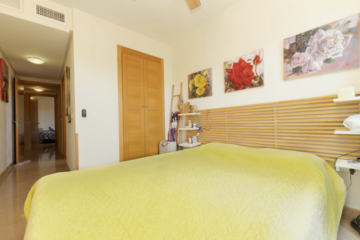 Appartement te koop in Estepona | 2 slaapkamers H5465041