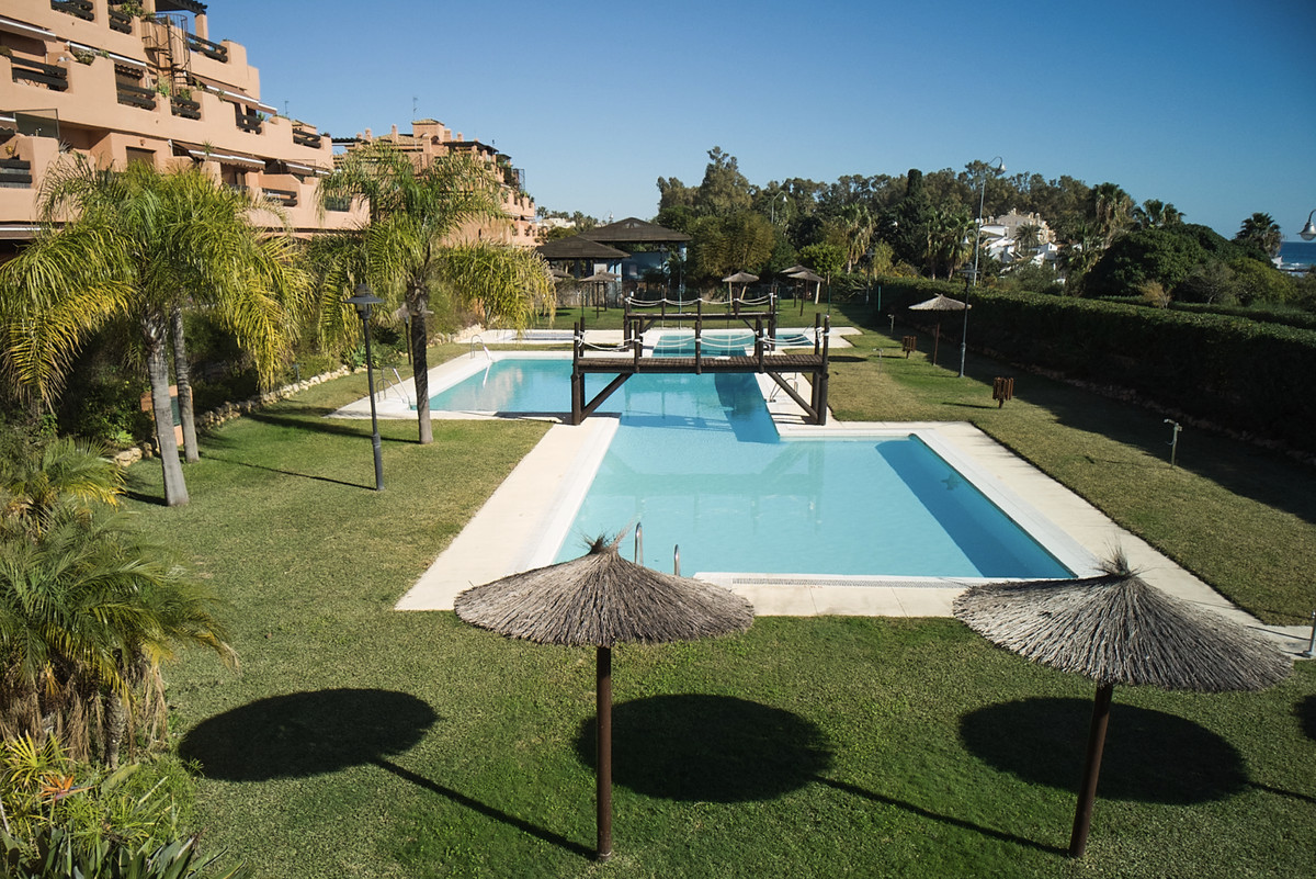 Appartement te koop in Estepona | 2 slaapkamers H5465041