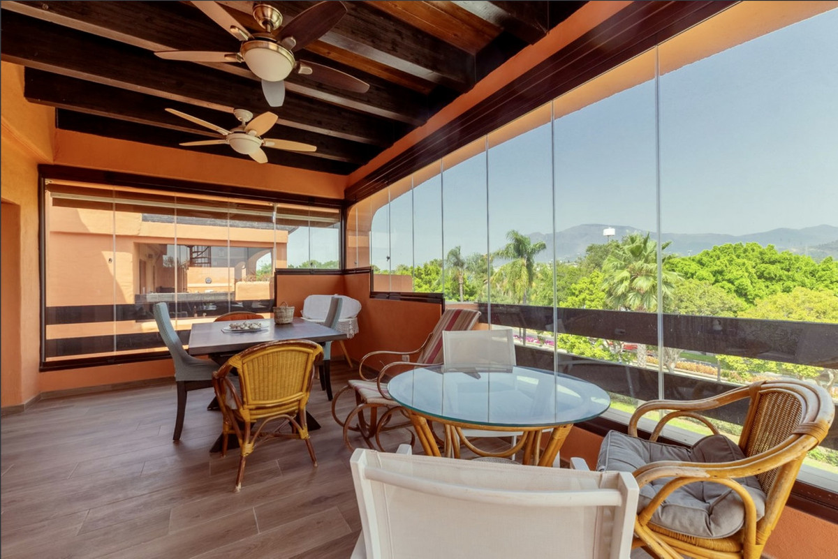 Appartement te koop in Estepona | 2 slaapkamers H5465041