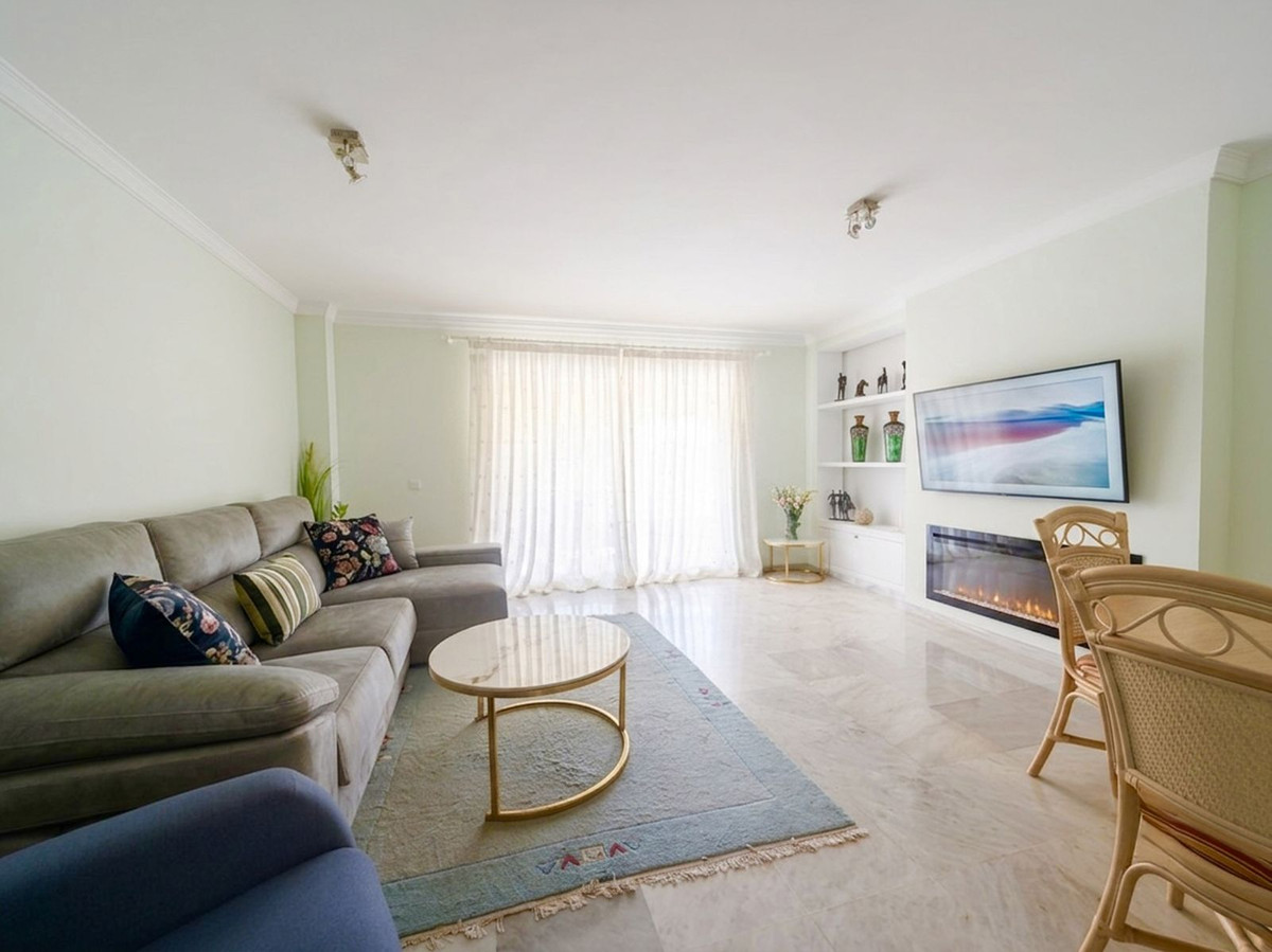 Appartement te koop in Estepona | 2 slaapkamers H5465182