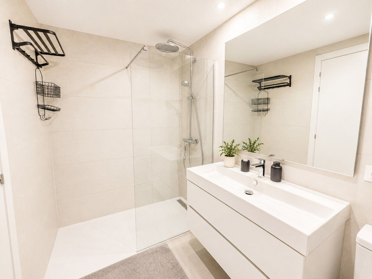 Appartement te koop in Estepona | 3 slaapkamers H5465332