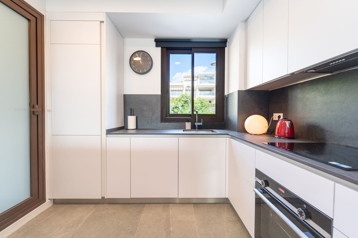 Appartement te koop in Estepona | 3 slaapkamers H5465338
