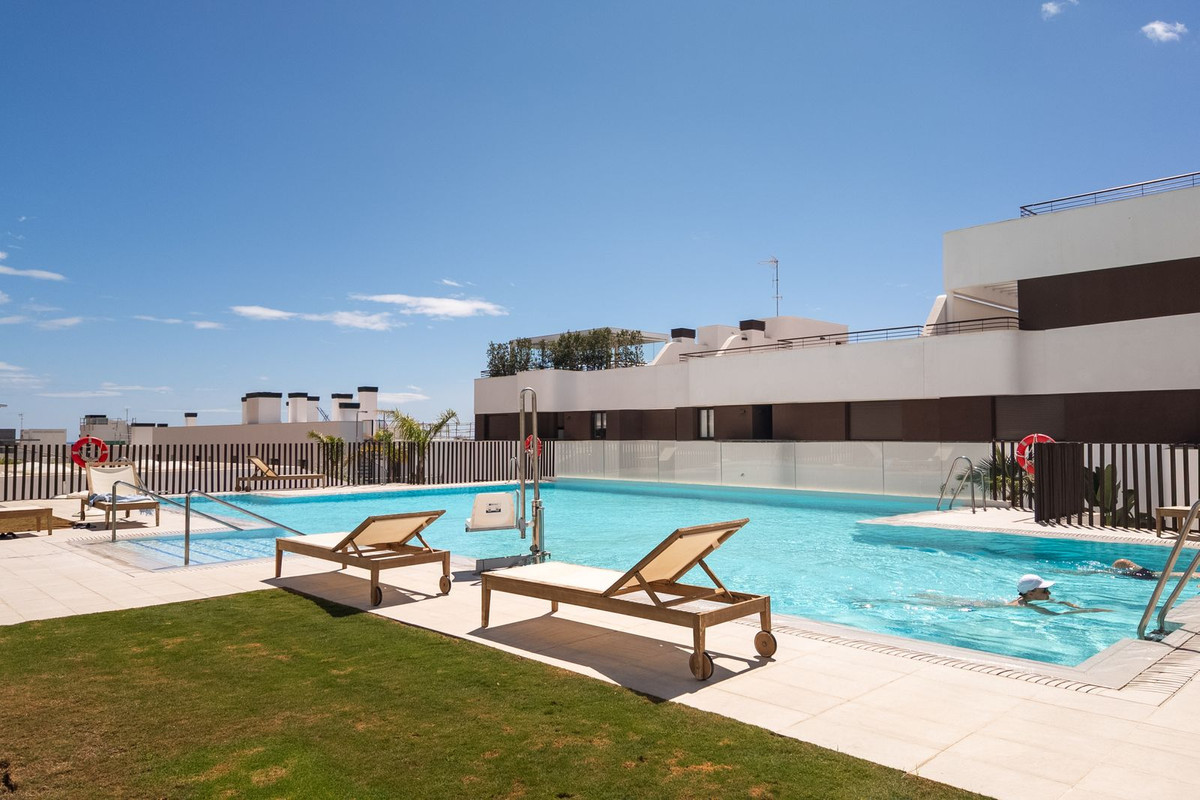 Appartement te koop in Estepona | 3 slaapkamers H5465338