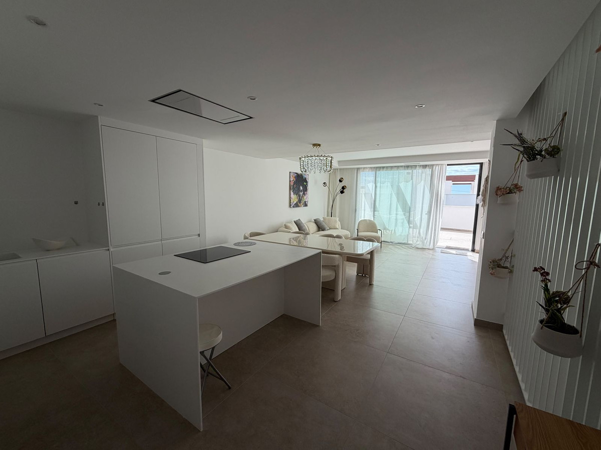 Appartement te koop in Estepona | 4 slaapkamers H5467927