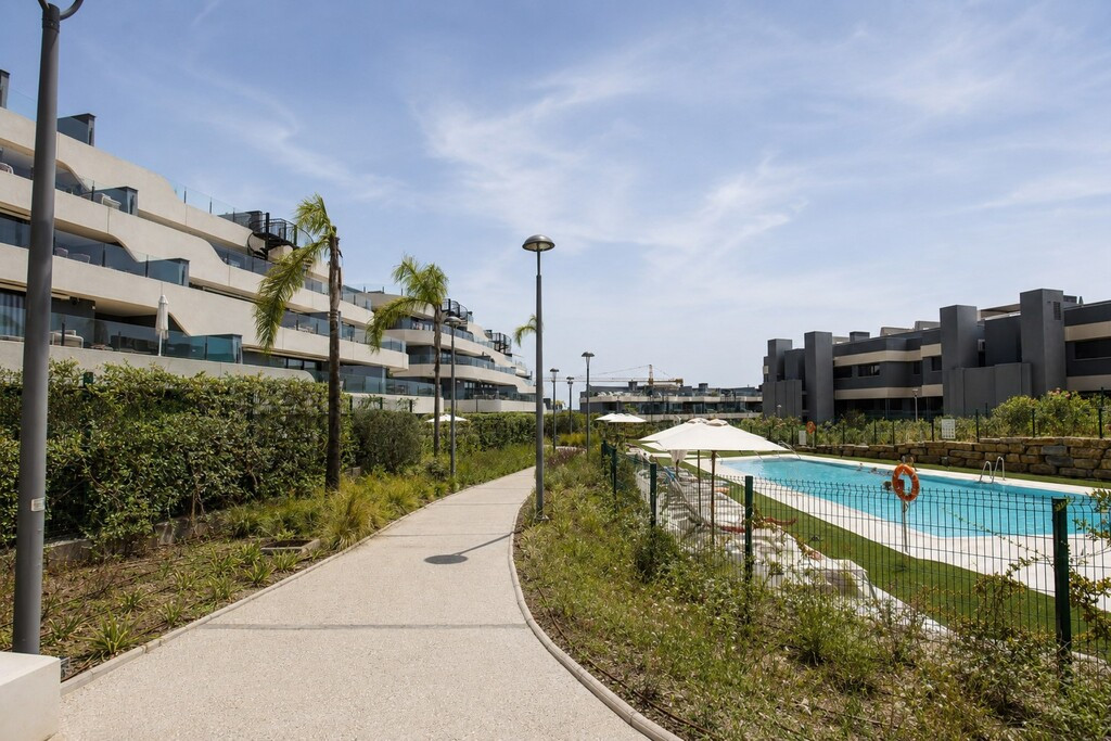 Appartement te koop in Estepona | 3 slaapkamers H5468194