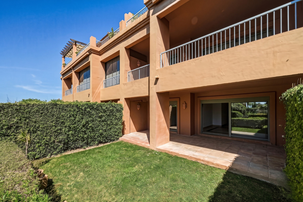 Appartement te koop in Estepona | 2 slaapkamers H5468533