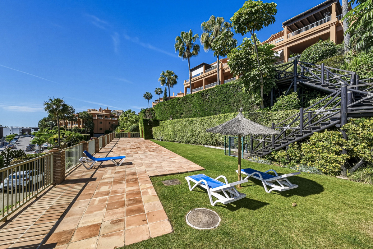 Appartement te koop in Estepona | 2 slaapkamers H5468533
