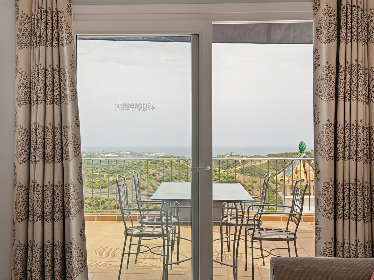 Duplex te koop in Estepona | 2 slaapkamers H5468851