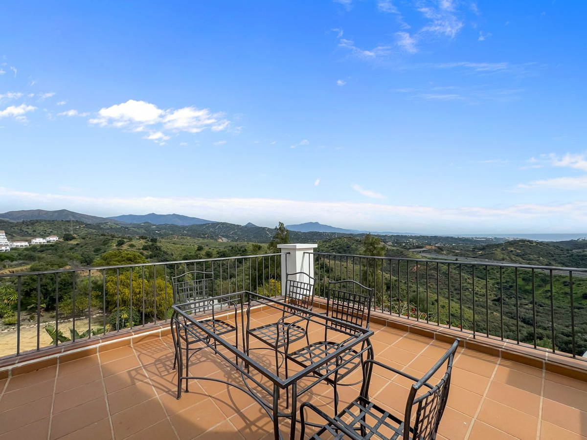 Duplex te koop in Estepona | 2 slaapkamers H5468851
