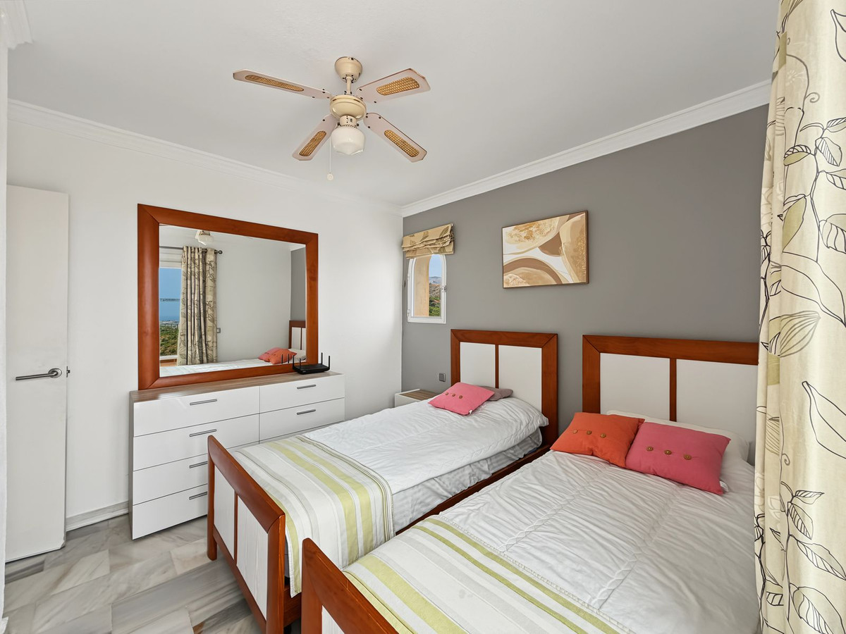Duplex te koop in Estepona | 2 slaapkamers H5468851