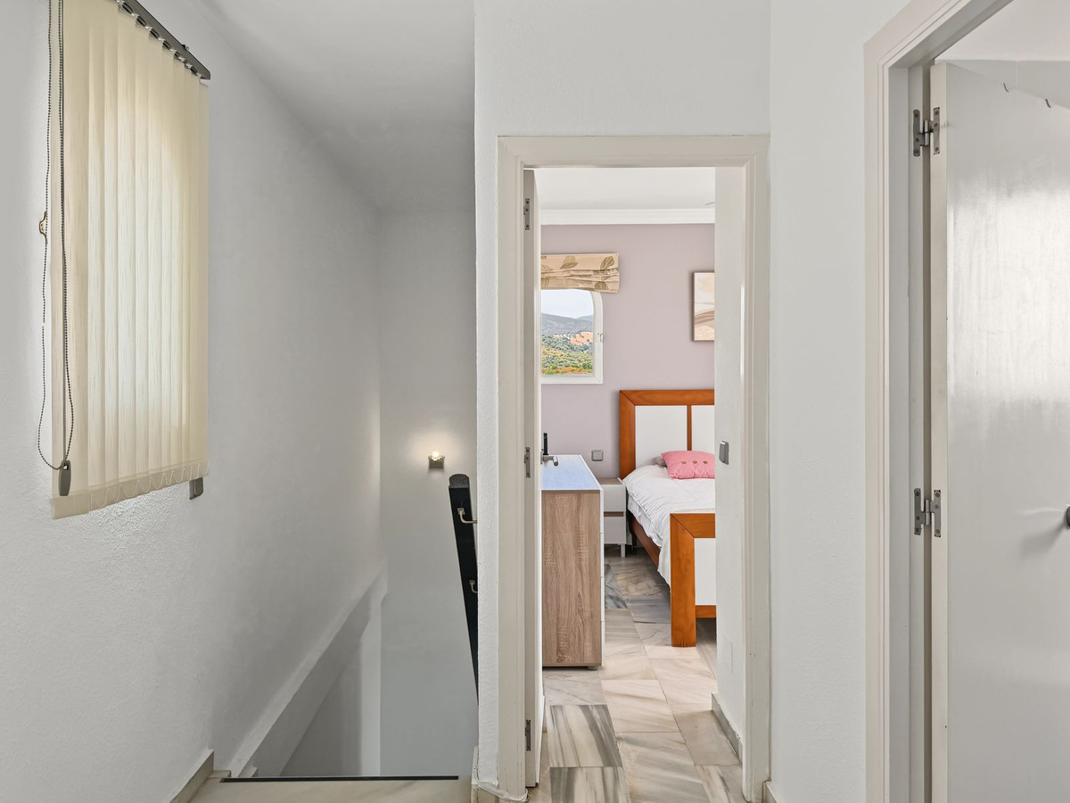 Duplex te koop in Estepona | 2 slaapkamers H5468851