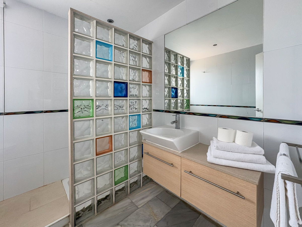 Duplex te koop in Estepona | 2 slaapkamers H5468851