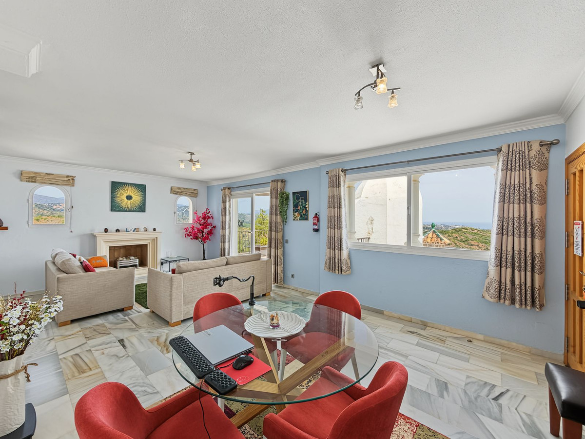 Duplex te koop in Estepona | 2 slaapkamers H5468851