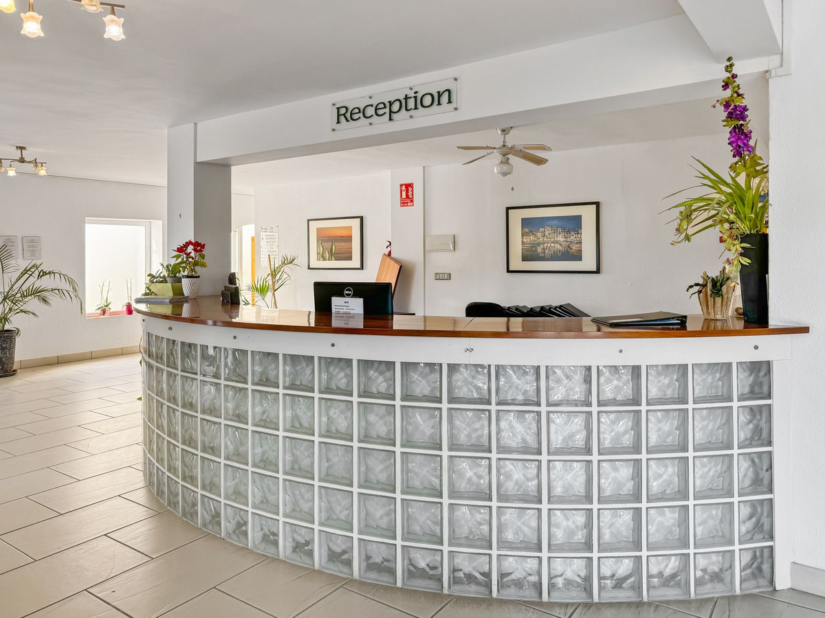 Duplex te koop in Estepona | 2 slaapkamers H5468851