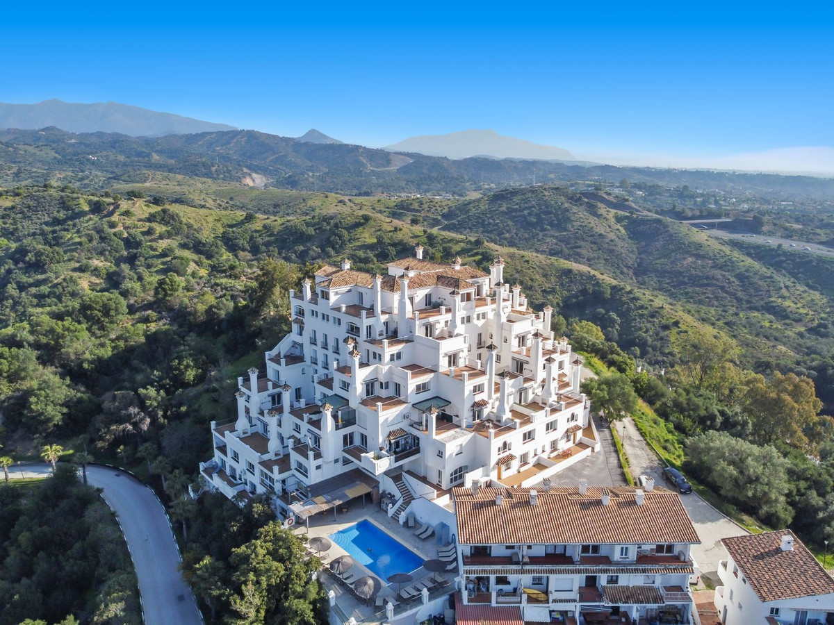 Duplex te koop in Estepona | 2 slaapkamers H5468851