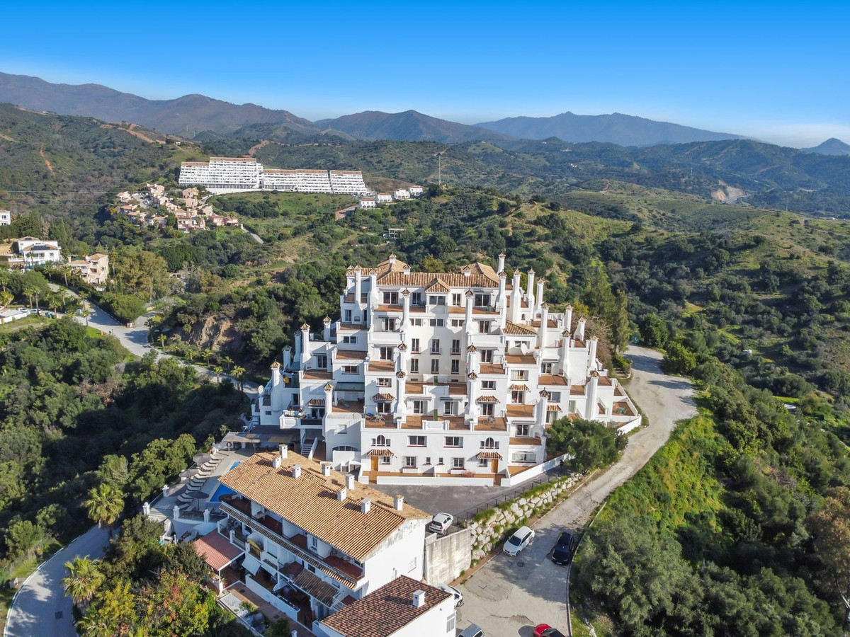 Duplex te koop in Estepona | 2 slaapkamers H5468851