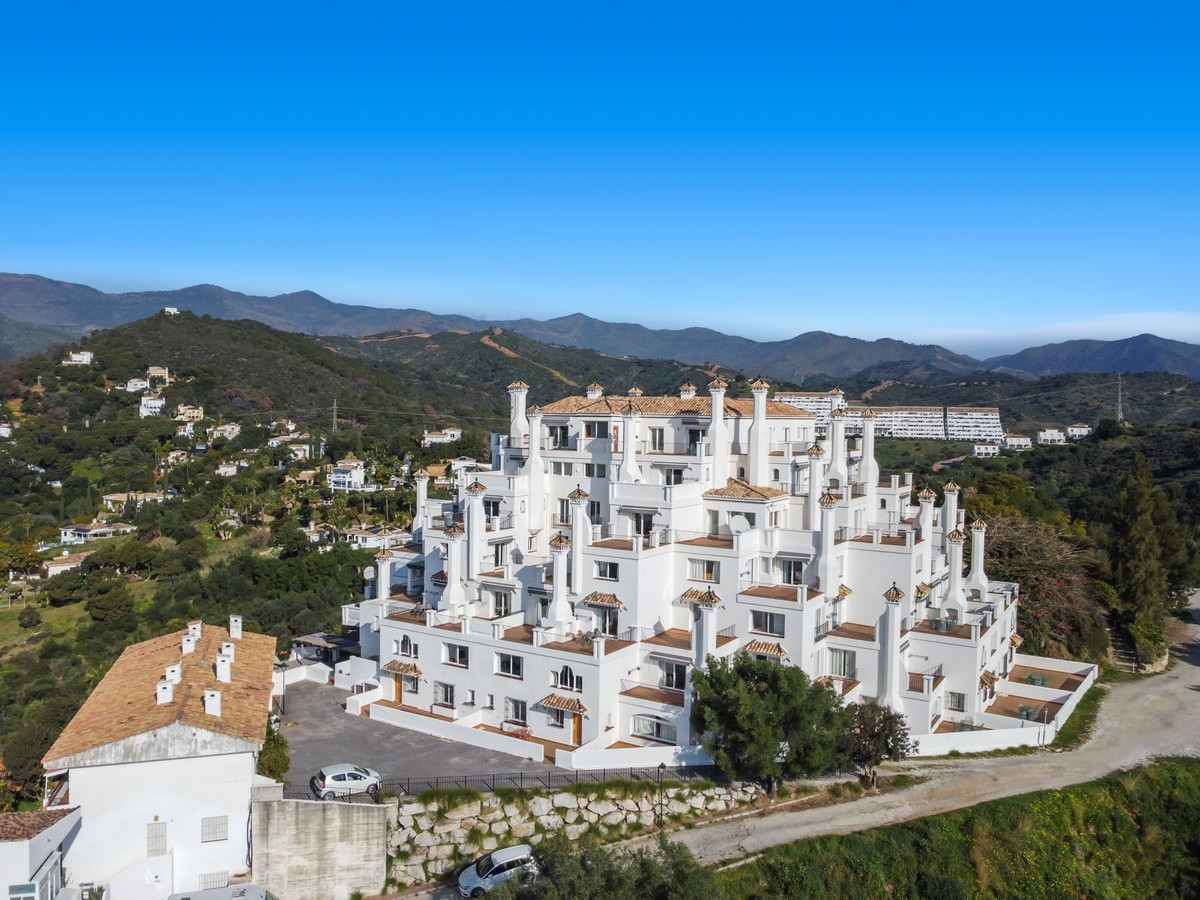 Duplex te koop in Estepona | 2 slaapkamers H5468851