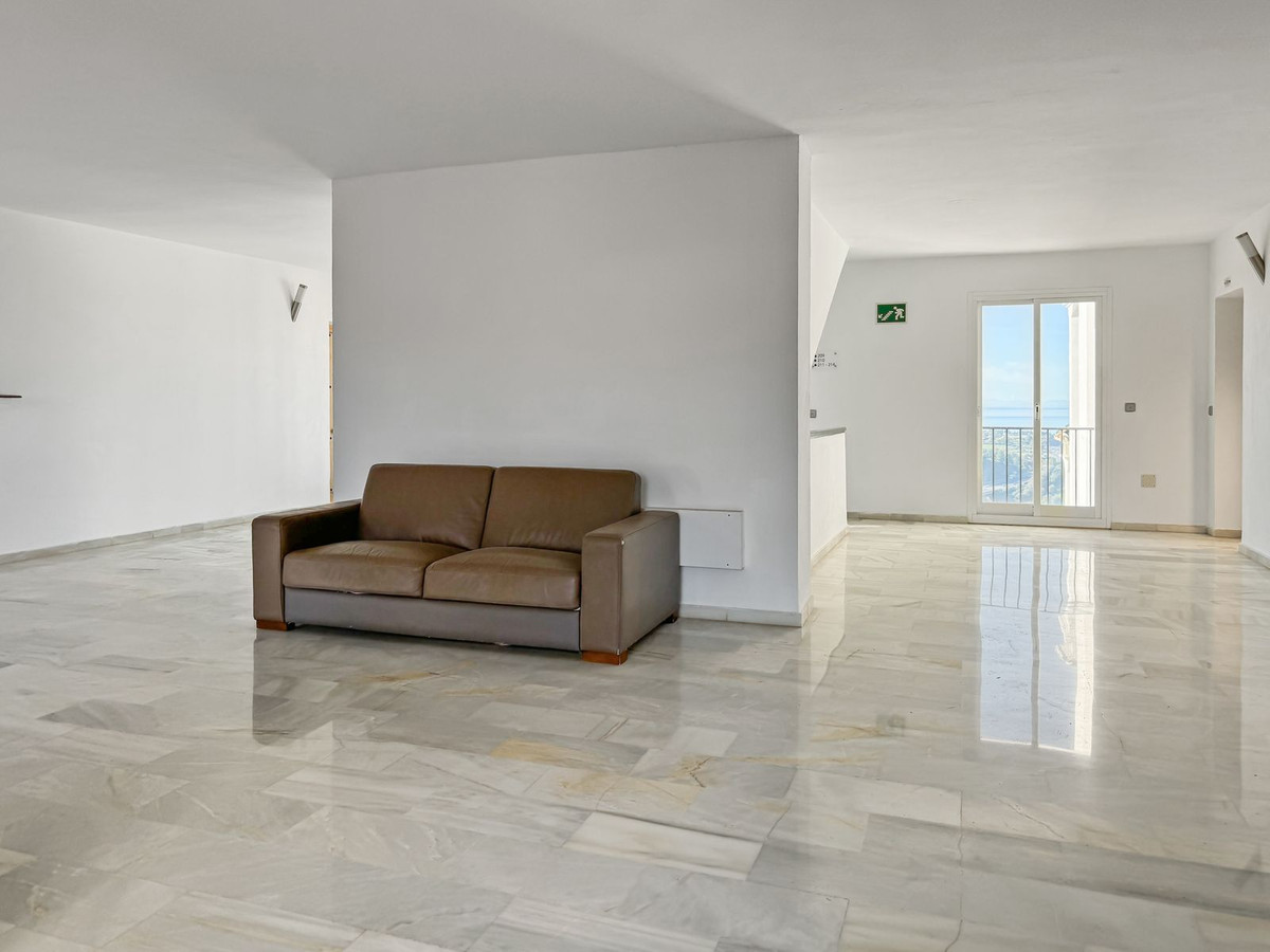 Duplex te koop in Estepona | 2 slaapkamers H5468851