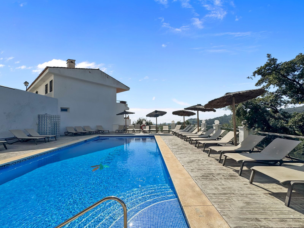 Duplex te koop in Estepona | 2 slaapkamers H5468851