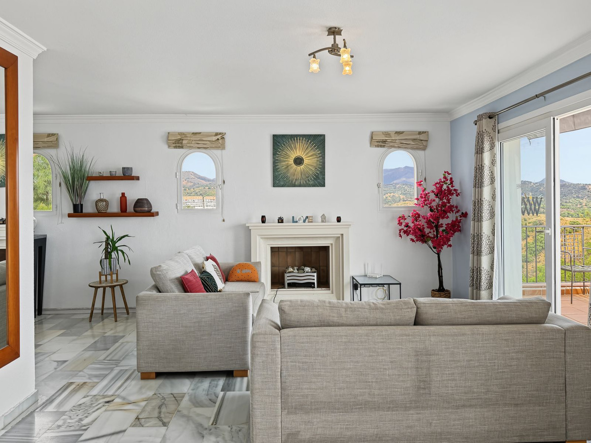 Duplex te koop in Estepona | 2 slaapkamers H5468851