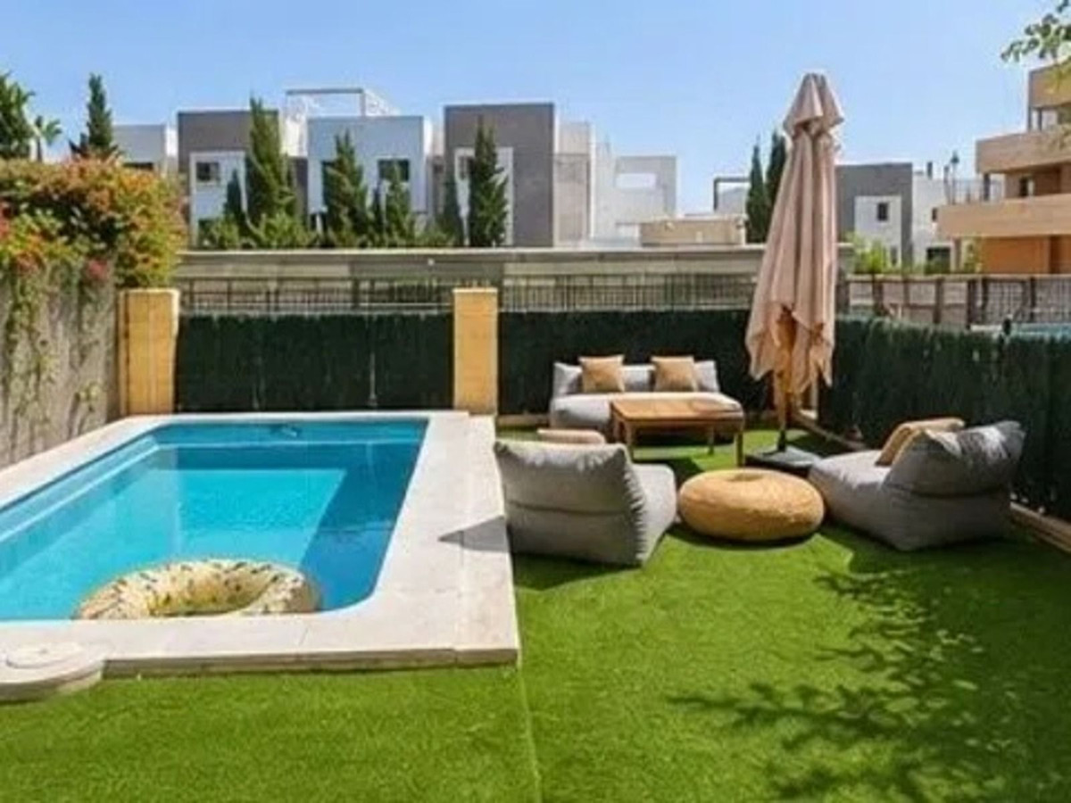 Appartement te koop in Estepona | 3 slaapkamers H5469085