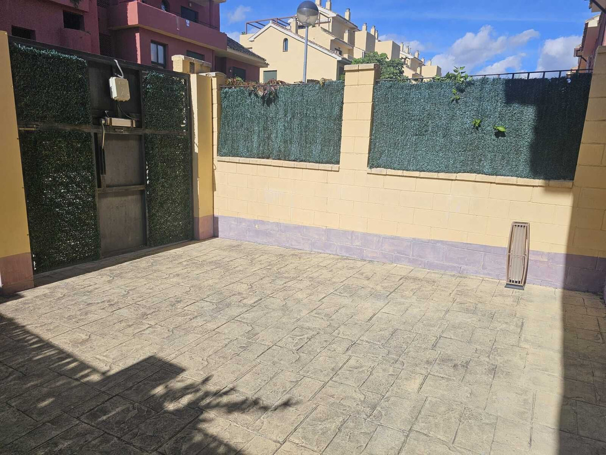 Appartement te koop in Estepona | 3 slaapkamers H5469085