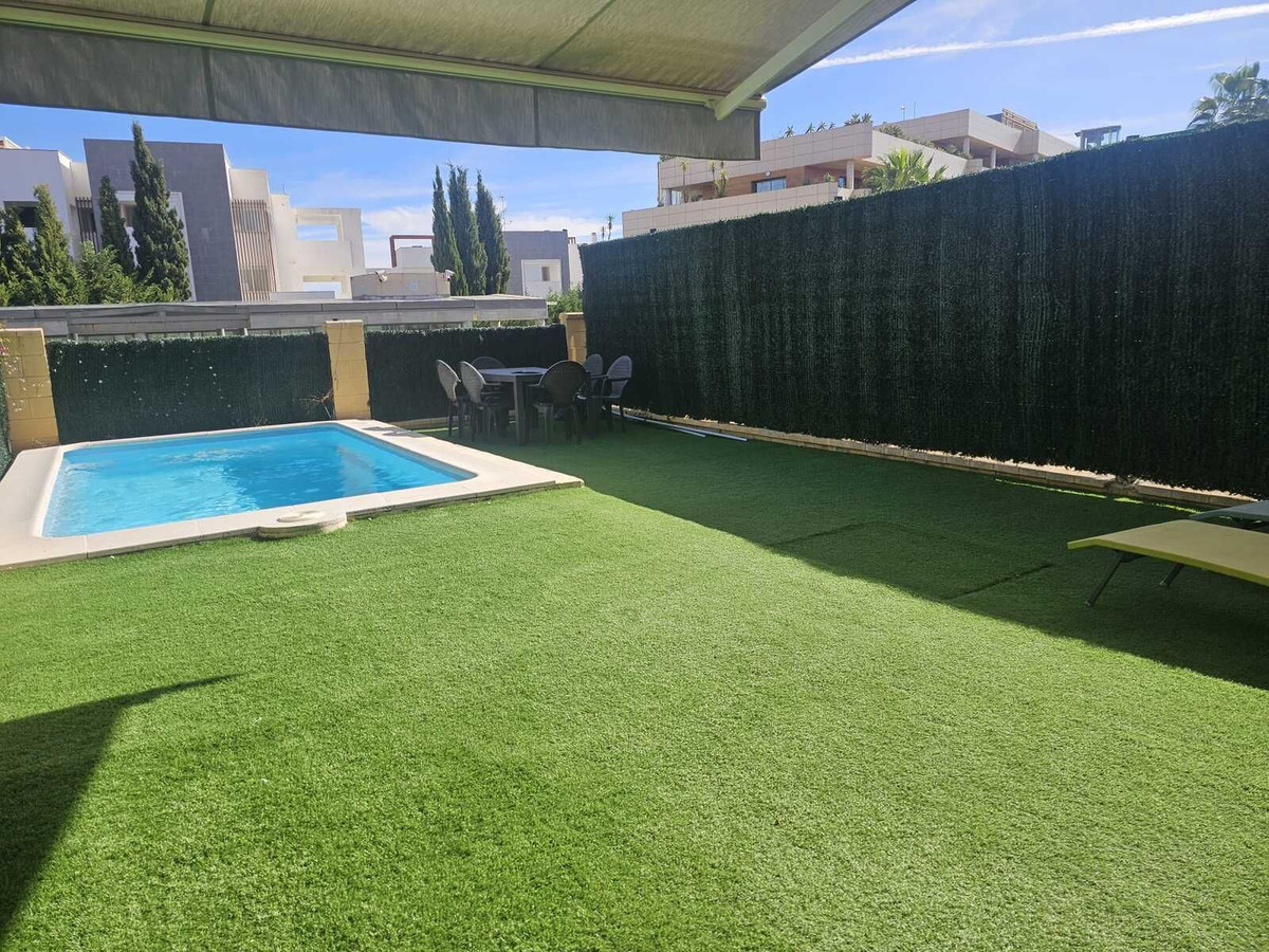 Appartement te koop in Estepona | 3 slaapkamers H5469085