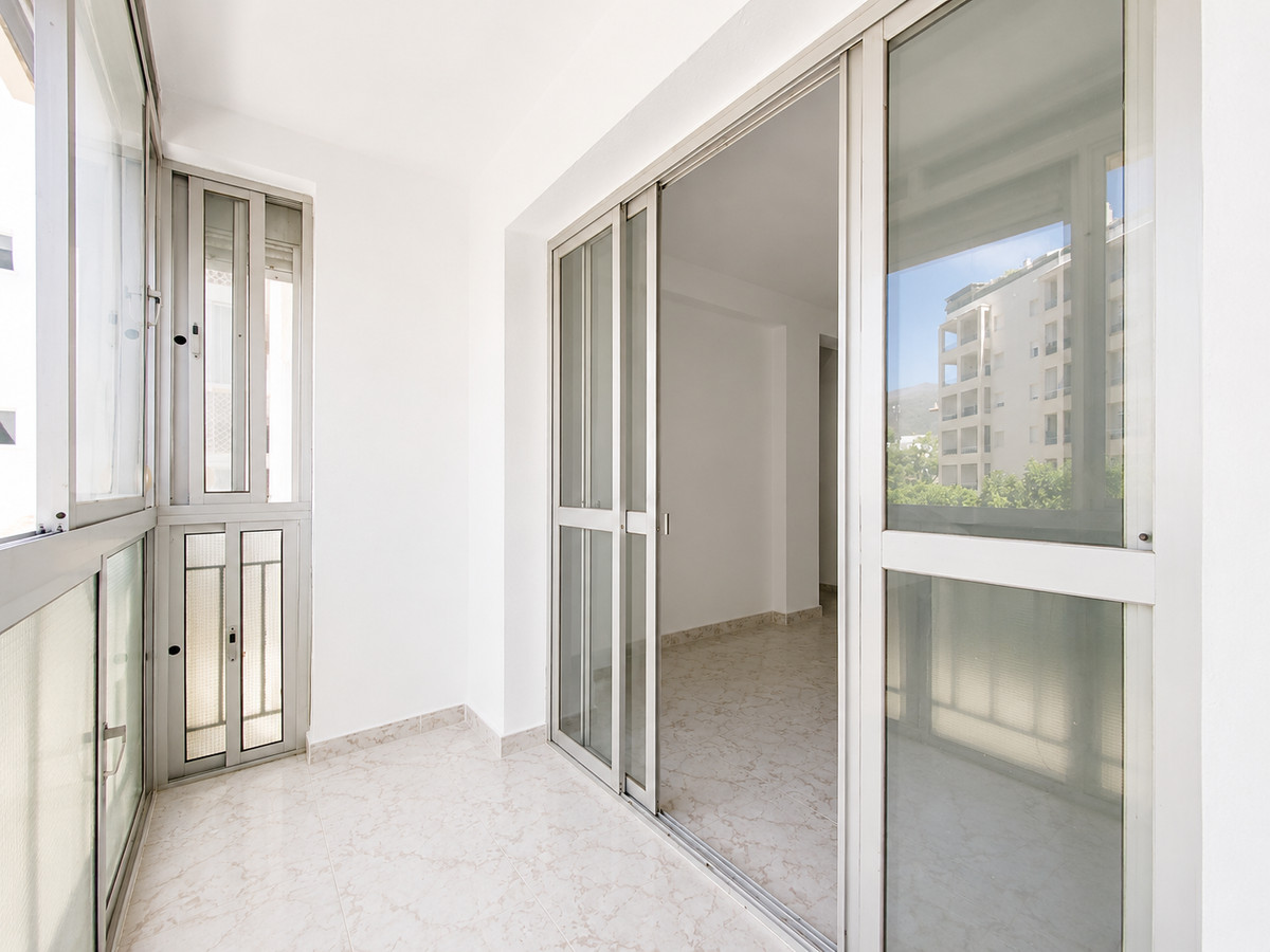 Appartement te koop in Estepona | 3 slaapkamers H5469283
