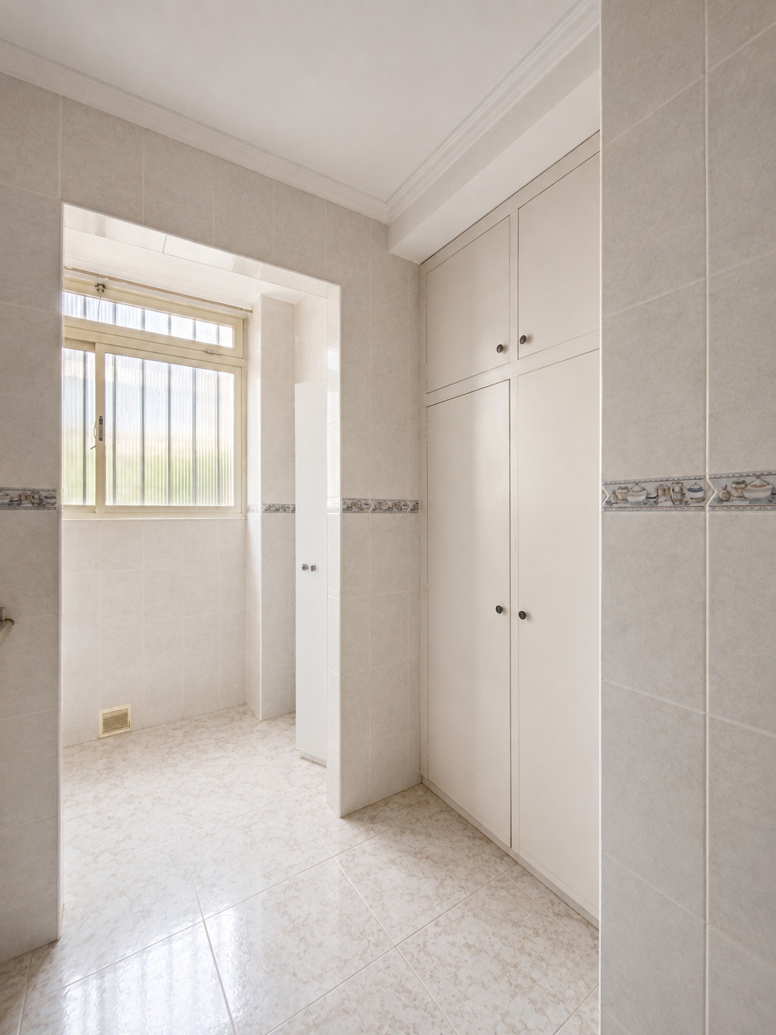 Appartement te koop in Estepona | 3 slaapkamers H5469283