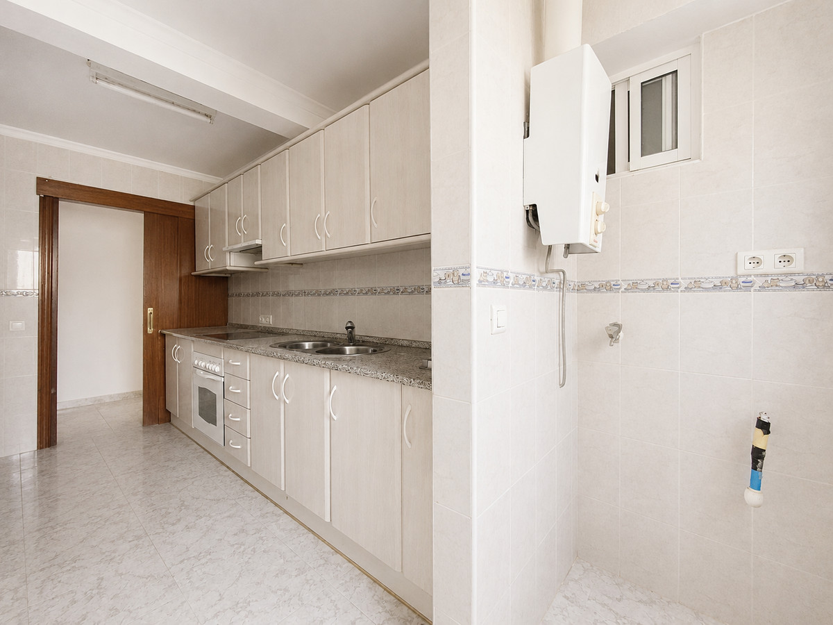Appartement te koop in Estepona | 3 slaapkamers H5469283