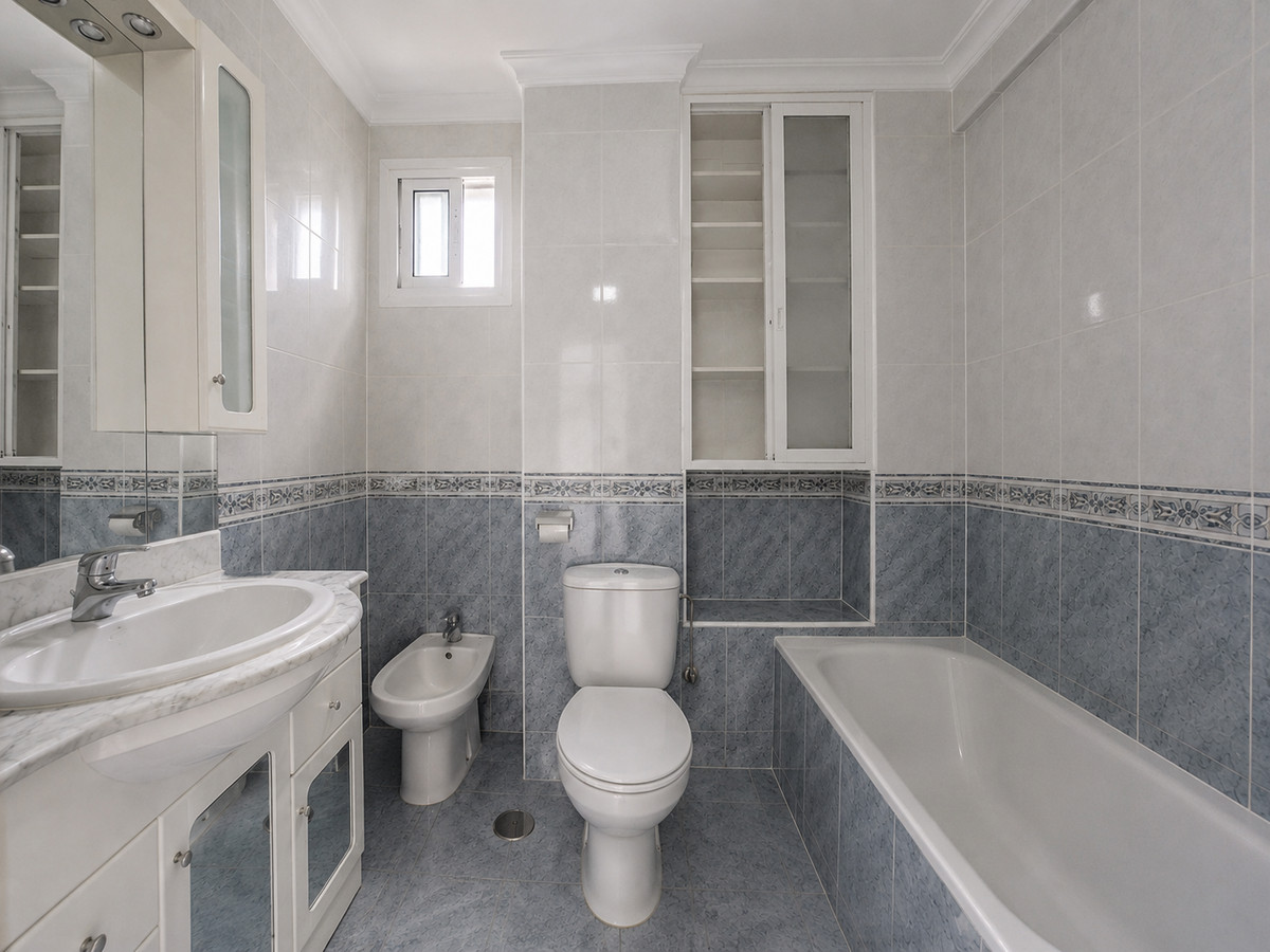 Appartement te koop in Estepona | 3 slaapkamers H5469283