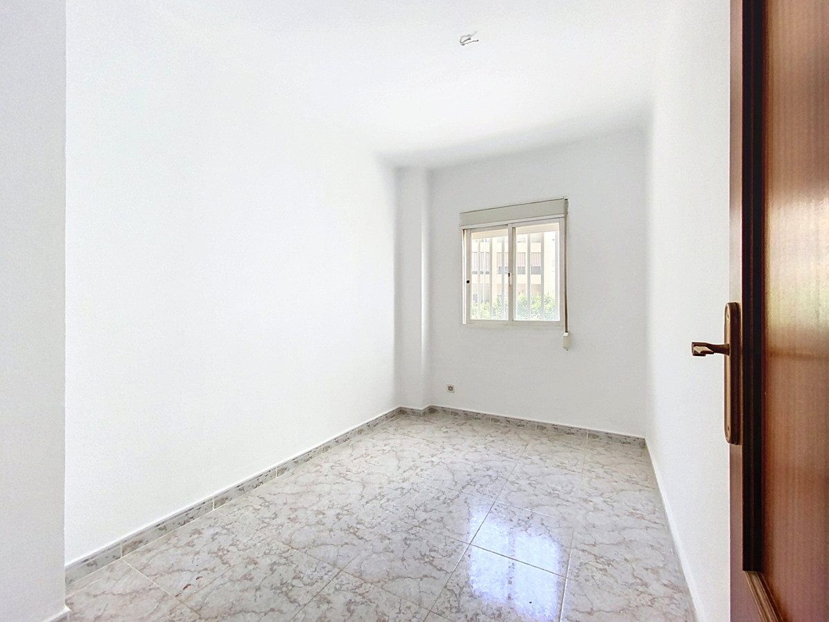 Appartement te koop in Estepona | 3 slaapkamers H5469283