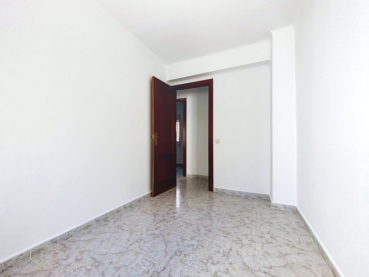 Appartement te koop in Estepona | 3 slaapkamers H5469283