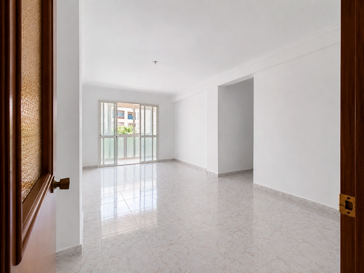 Appartement te koop in Estepona | 3 slaapkamers H5469283