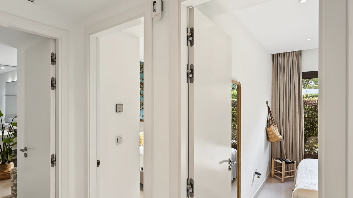 Appartement te koop in Estepona | 3 slaapkamers H5470435