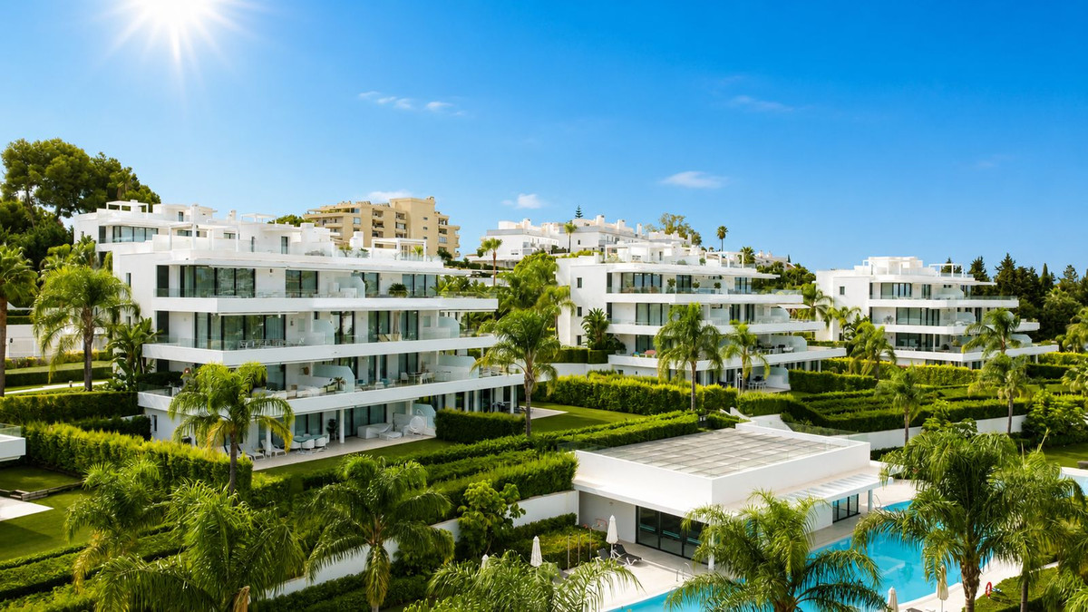 Appartement te koop in Estepona | 3 slaapkamers H5470435