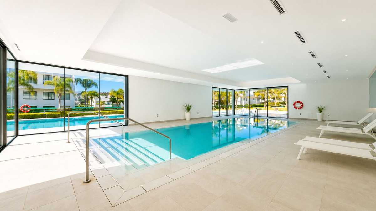 Appartement te koop in Estepona | 3 slaapkamers H5470435