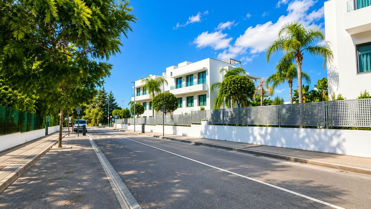 Appartement te koop in Estepona | 3 slaapkamers H5470435
