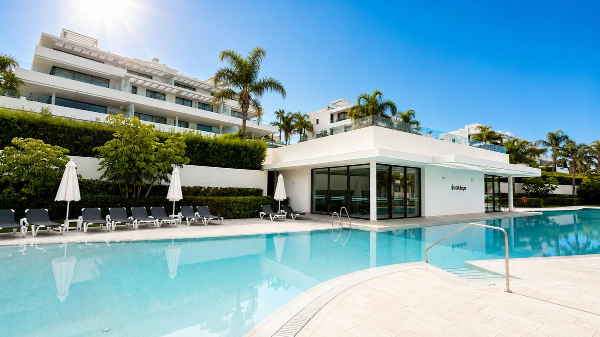 Appartement te koop in Estepona | 3 slaapkamers H5470435