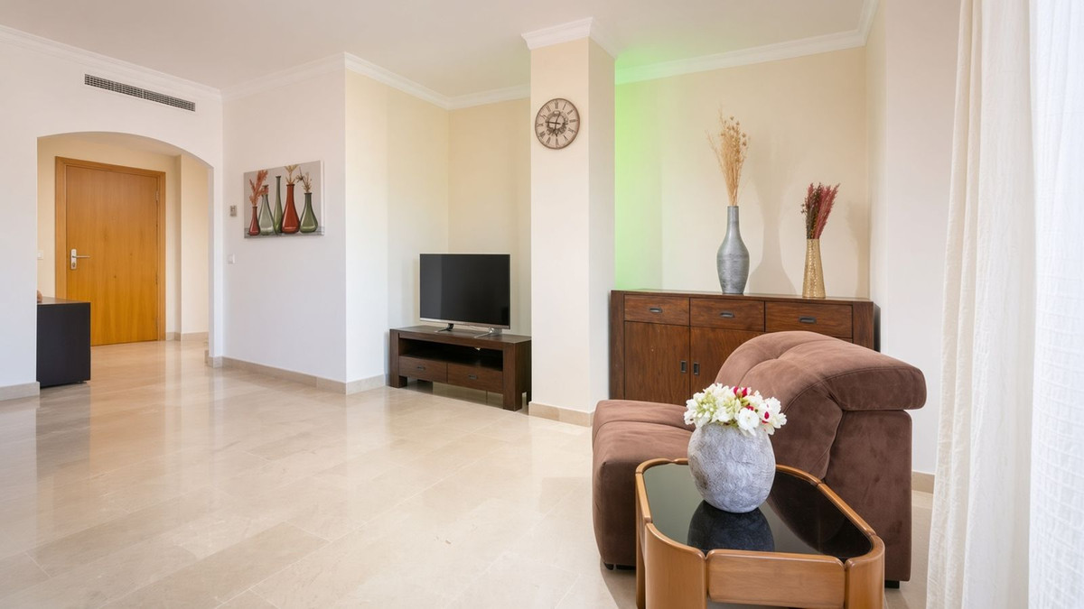Appartement te koop in Estepona | 4 slaapkamers H5470447