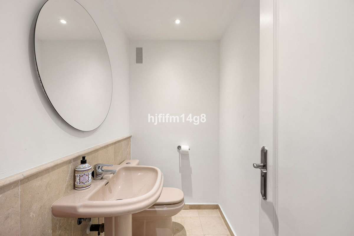 Appartement te koop in Estepona | 3 slaapkamers H5471506