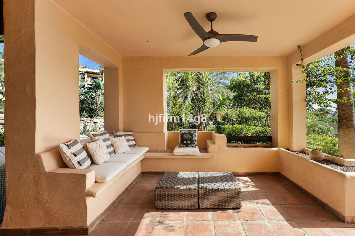 Appartement te koop in Estepona | 3 slaapkamers H5471506