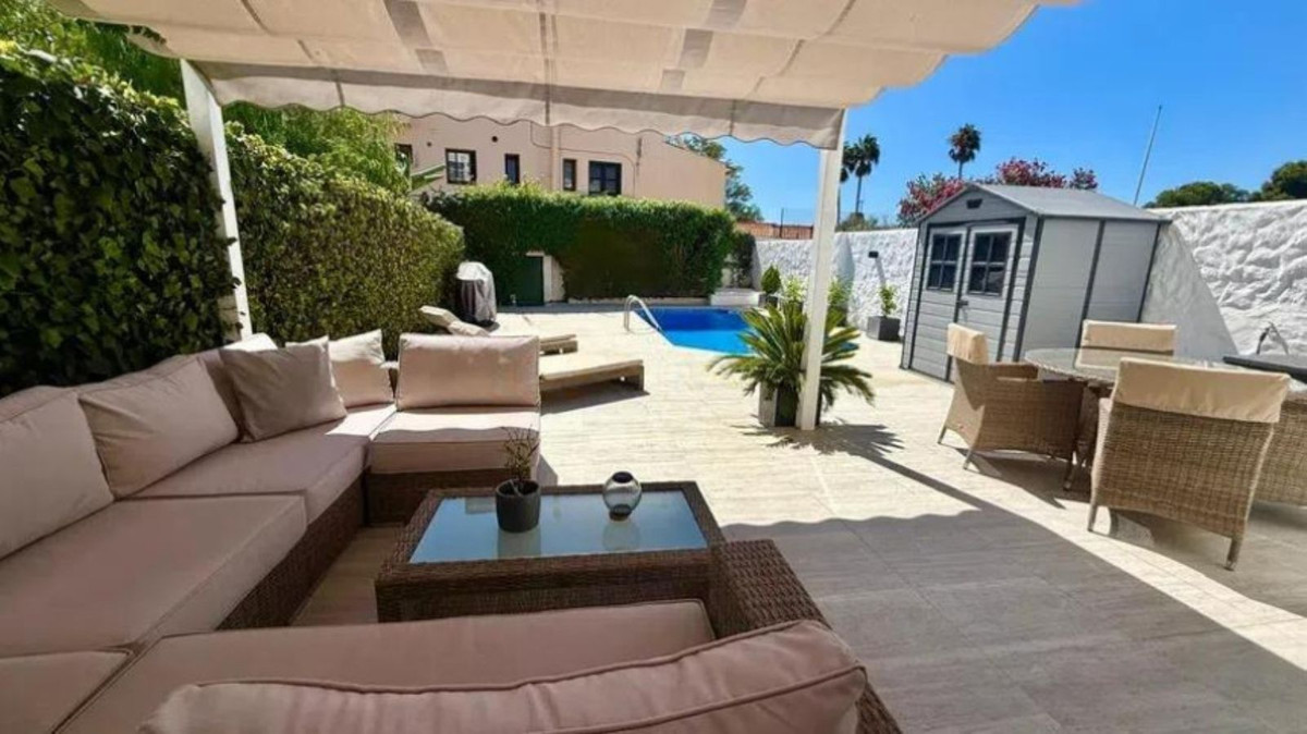 Appartement te koop in Estepona | 2 slaapkamers H5471881