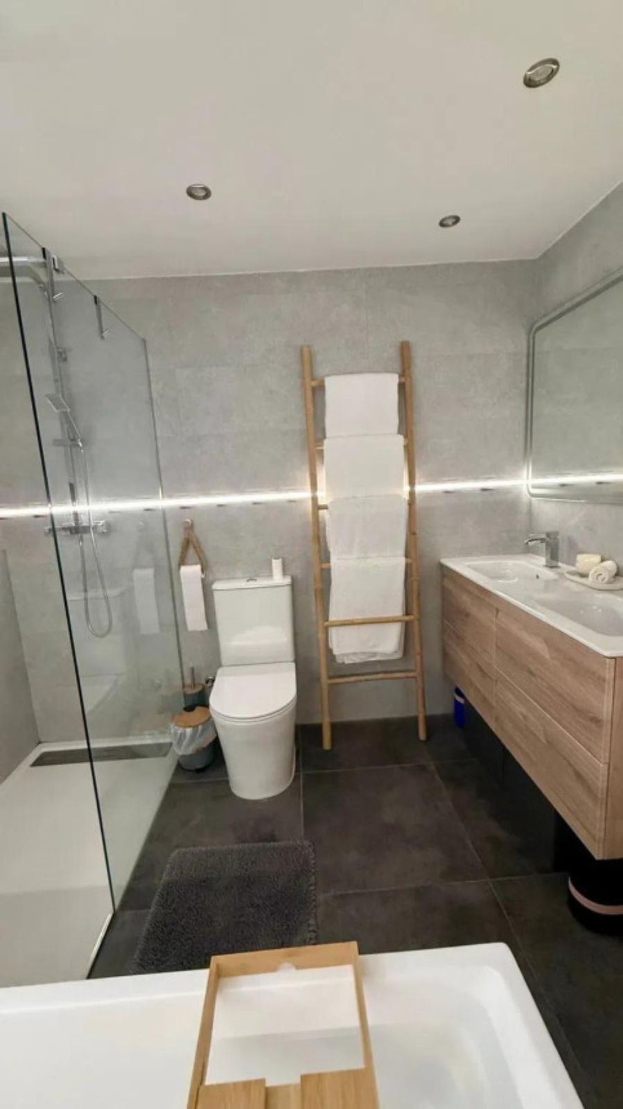 Appartement te koop in Estepona | 2 slaapkamers H5471881