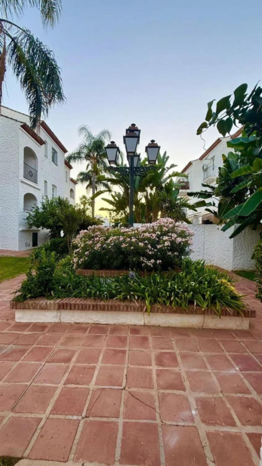 Appartement te koop in Estepona | 2 slaapkamers H5471881