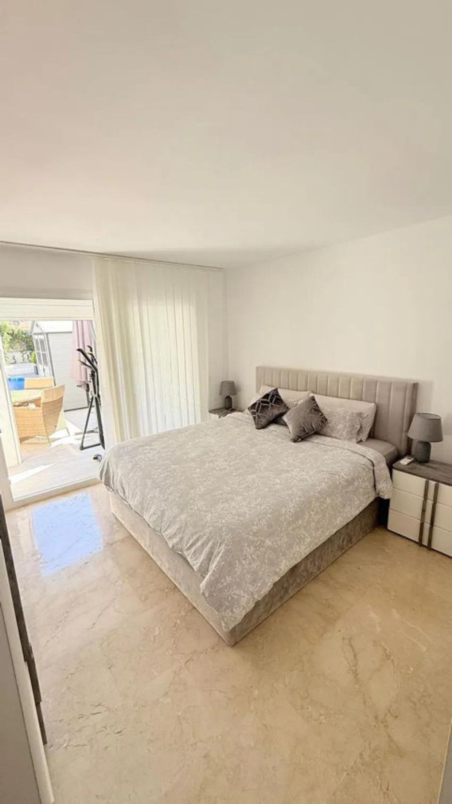 Appartement te koop in Estepona | 2 slaapkamers H5471881